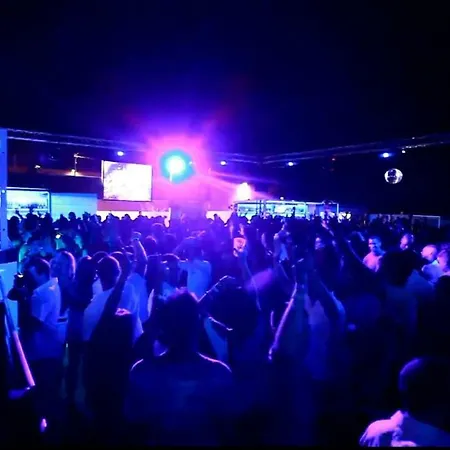 Edificio Sol Mr Sponsor Apartment Портиман